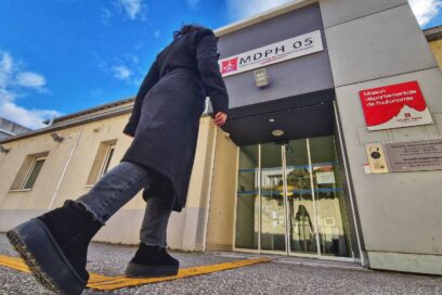 Photo extérieure de l'entrée de la MDA à Gap - Agrandir l'image, fenêtre modale