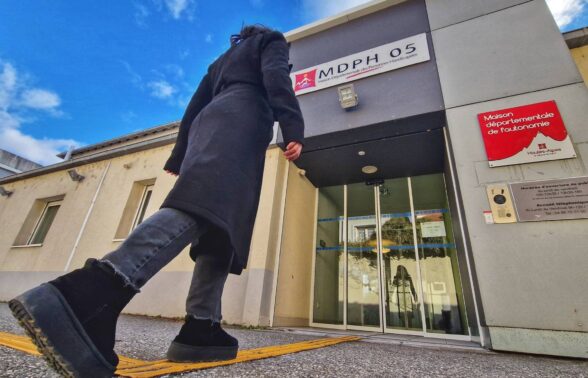 Photo extérieure de l'entrée de la MDA à Gap